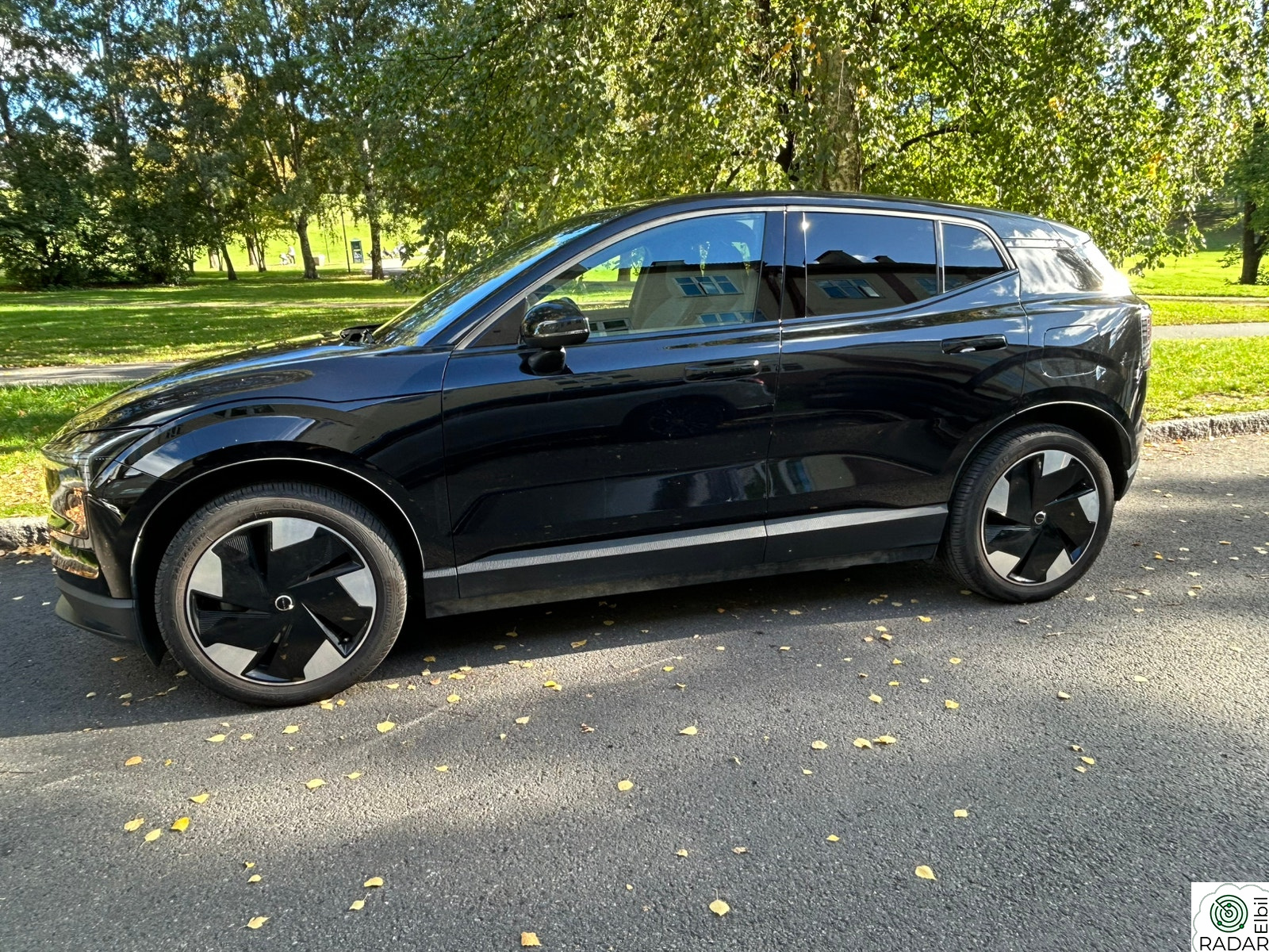 VOLVO EX30 272hk Extended Range RWD Plus