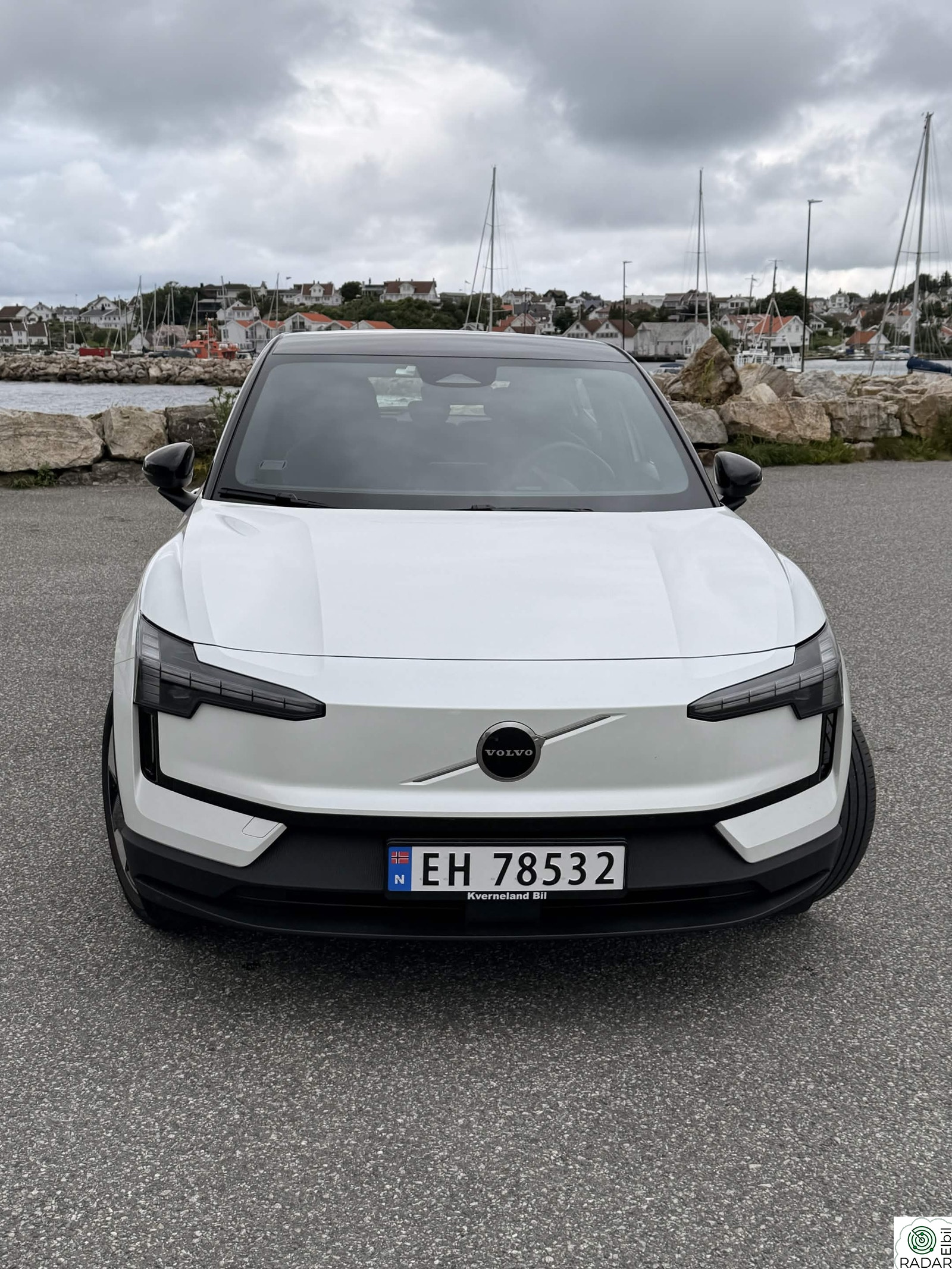 VOLVO EX30 272hk Extended Range RWD Plus