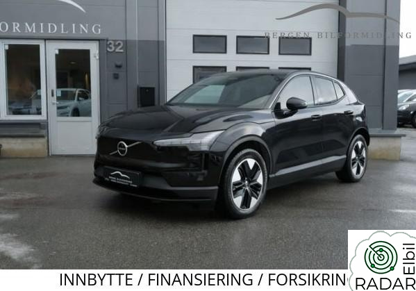 VOLVO EX30 Extended Range/ CORE/ Krok/ CarPlay/ ACC/ Varmepumpe