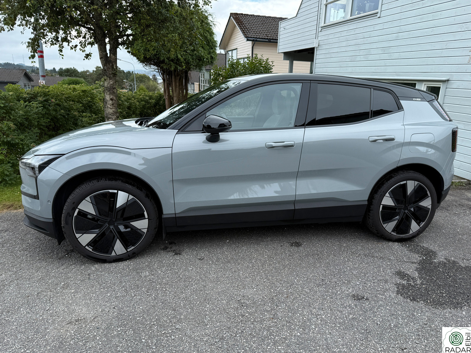 VOLVO EX30 Extended Range RWD Ultra, Pano, H-feste , 20" , 360º++