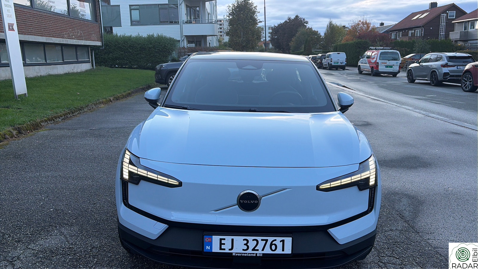 VOLVO EX30 272hk Extended Range RWD Ultra