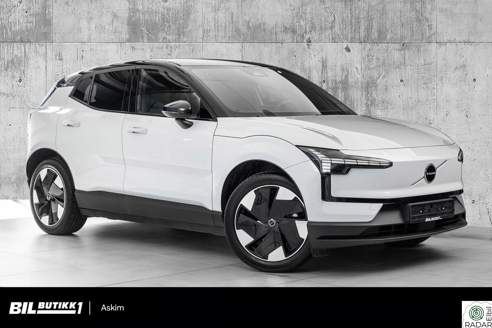 VOLVO EX30 Harman&Kardon, LED, Kamera, Carplay+++