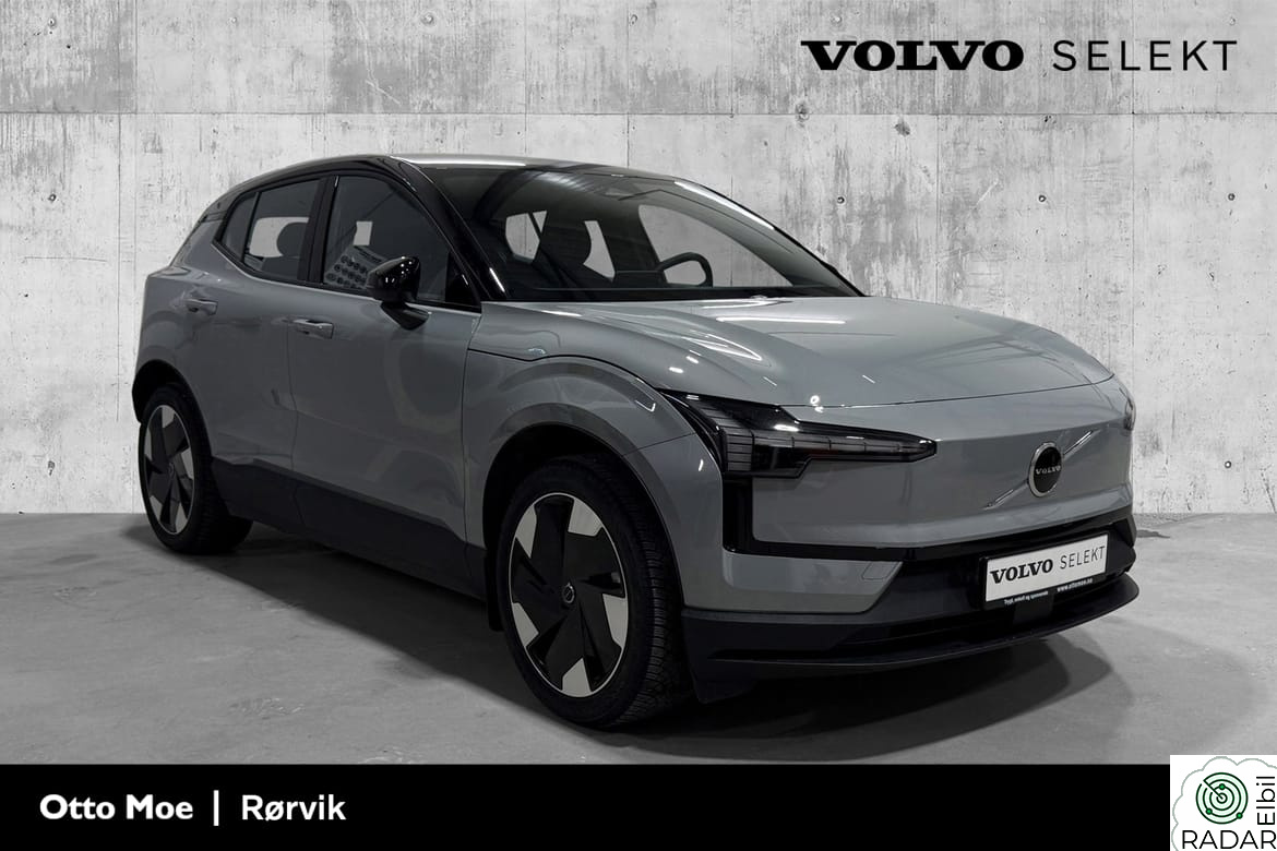VOLVO EX30 RWD Plus Extended Range | KAMERA | ACC | H&K