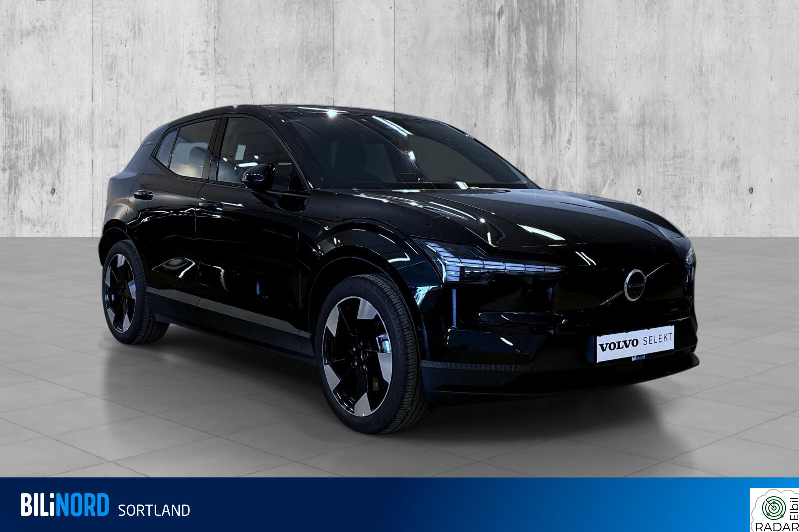 VOLVO EX30 272hk Extended Range RWD Ultra Hengerfeste