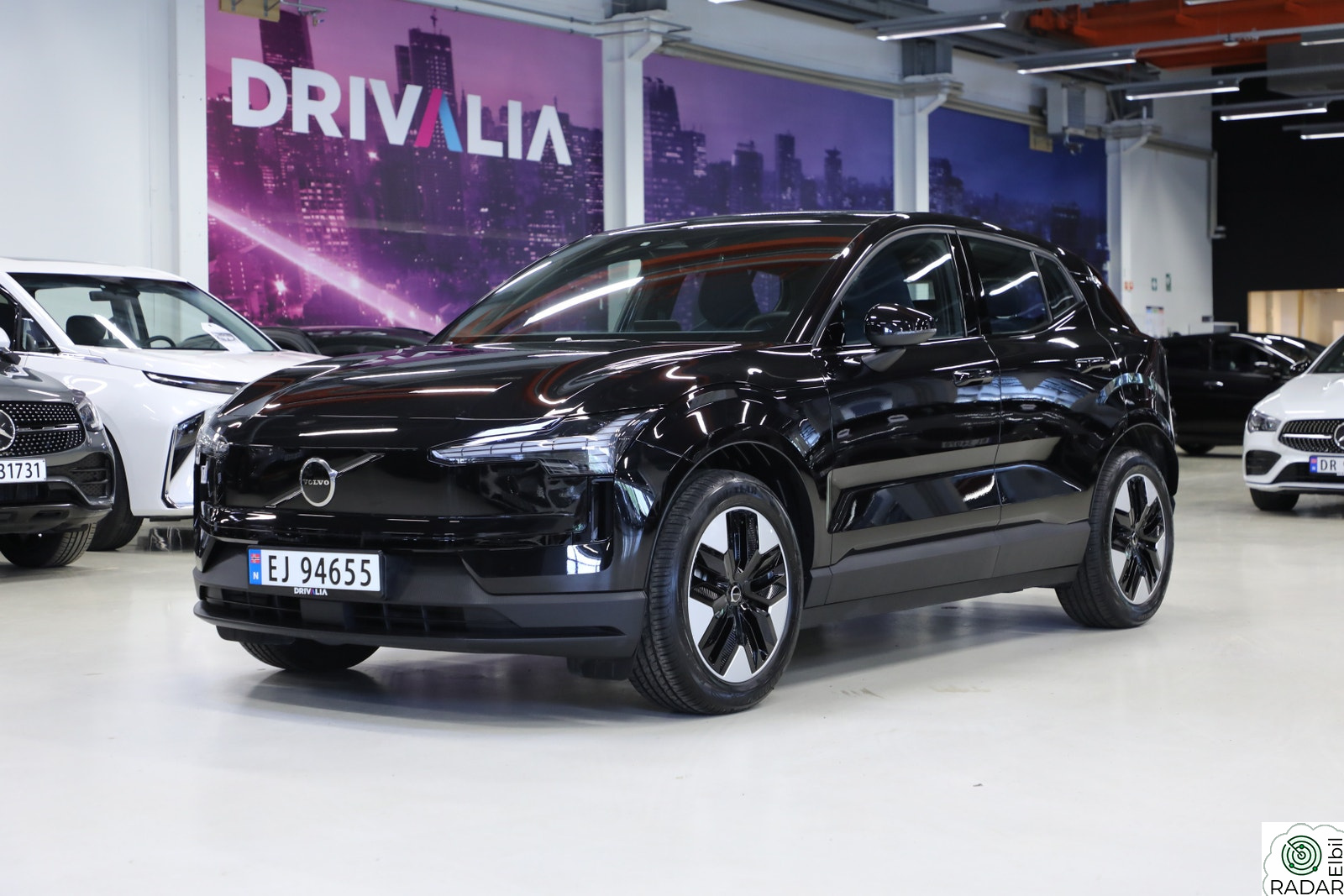 VOLVO EX30 Extended Range 272HK RWD Core/Acc/Navi/Ryggekamera
