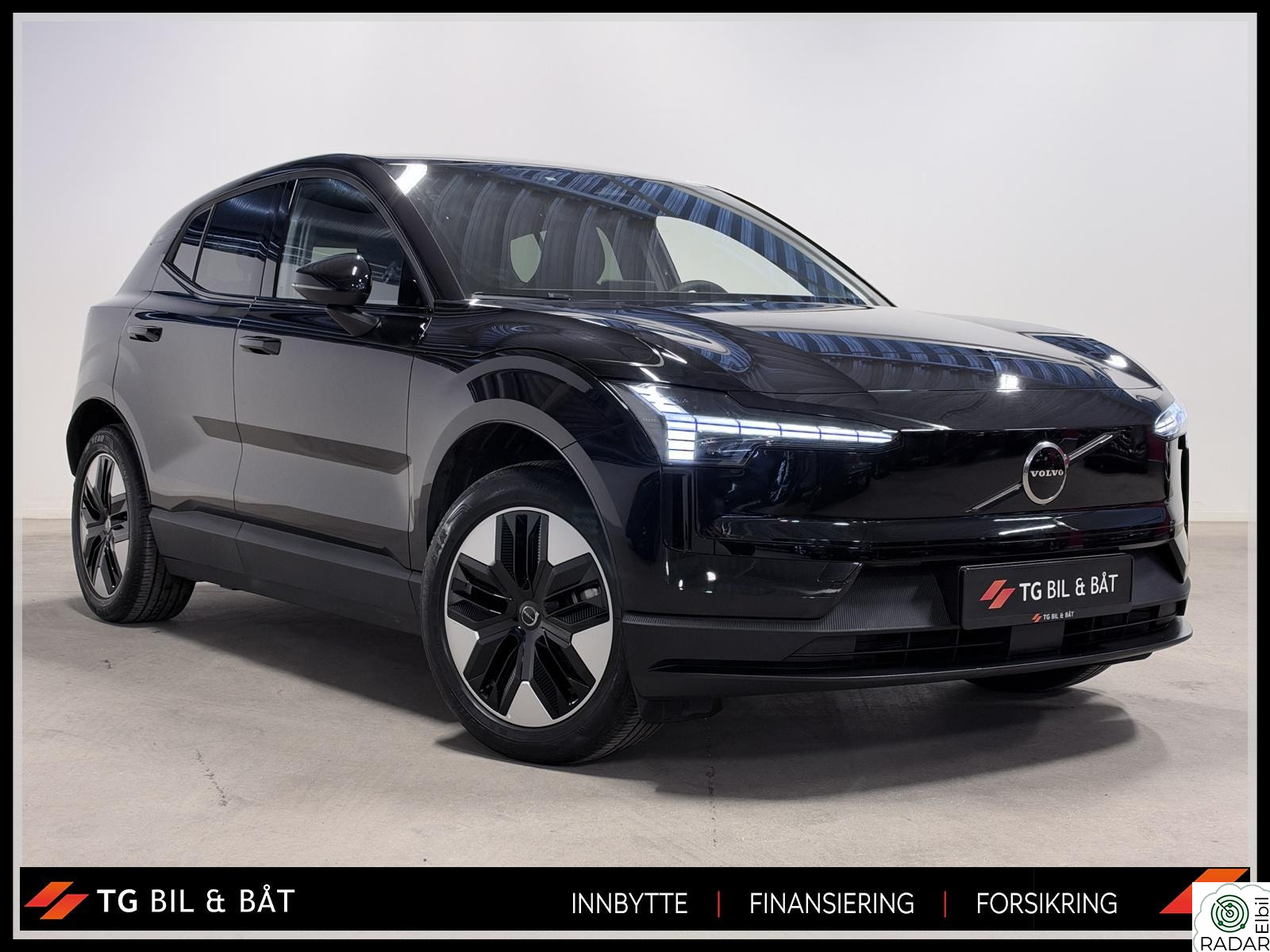 VOLVO EX30 272hk Core Extended Range 475km - ACC/H-FESTE/RYGGE +++