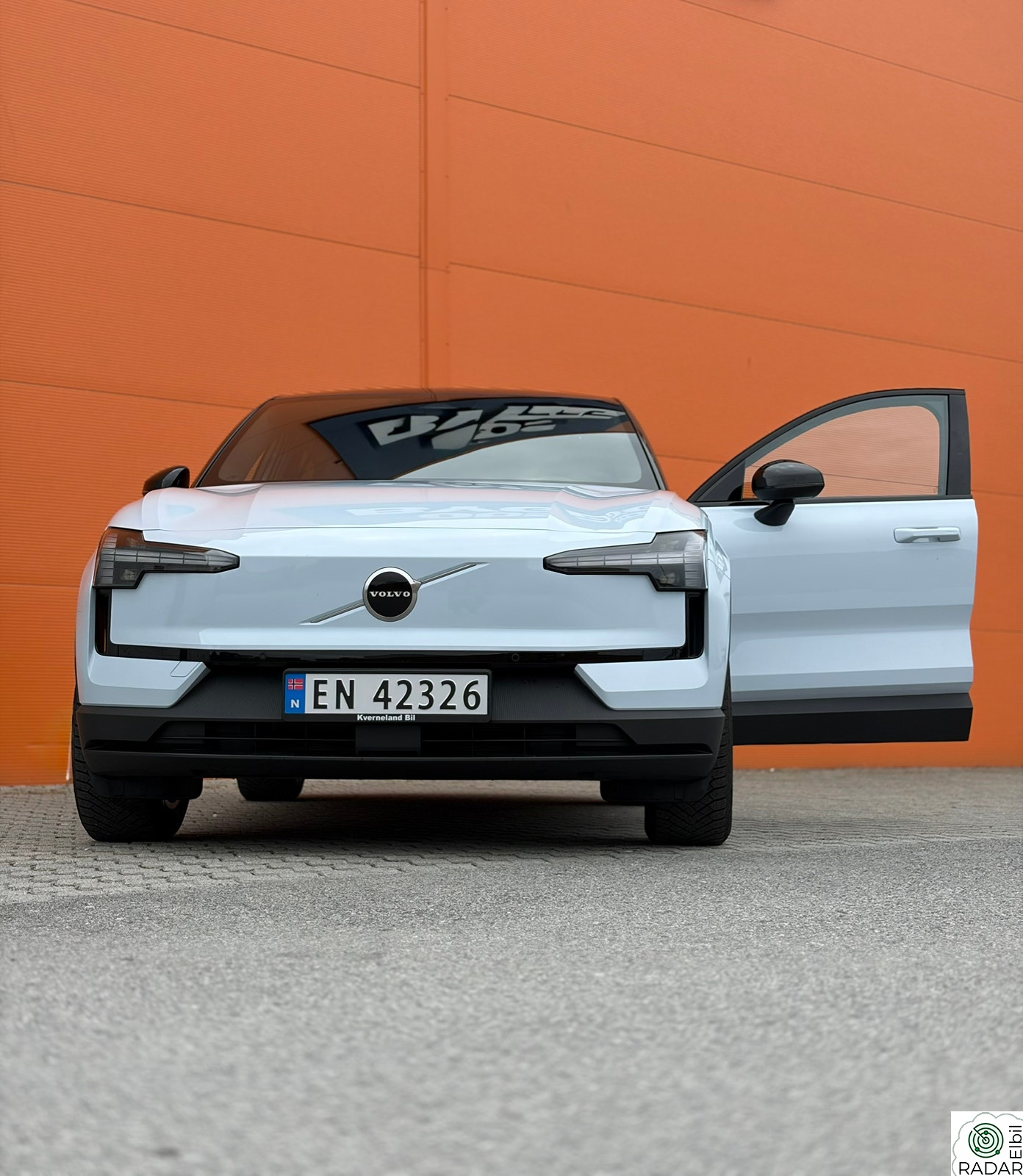VOLVO EX30 Single Motor Extended Range Plus