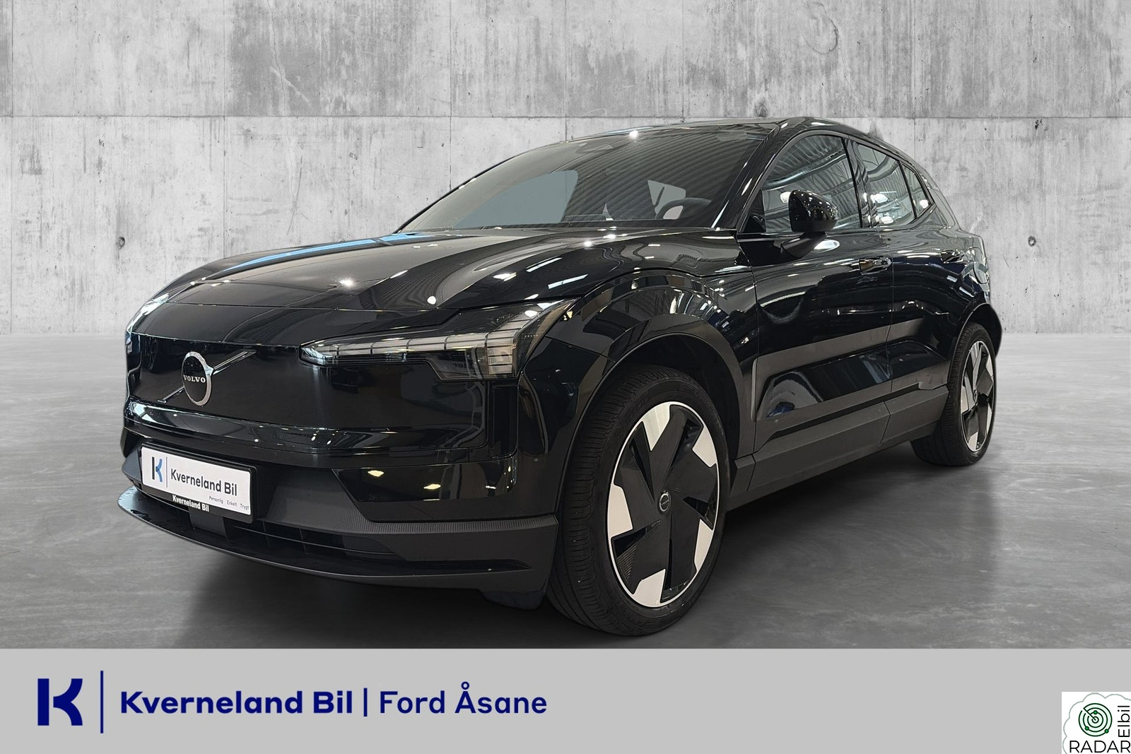 VOLVO EX30 Single Motor Extended Range Plus/R.kam/Carplay/ACC