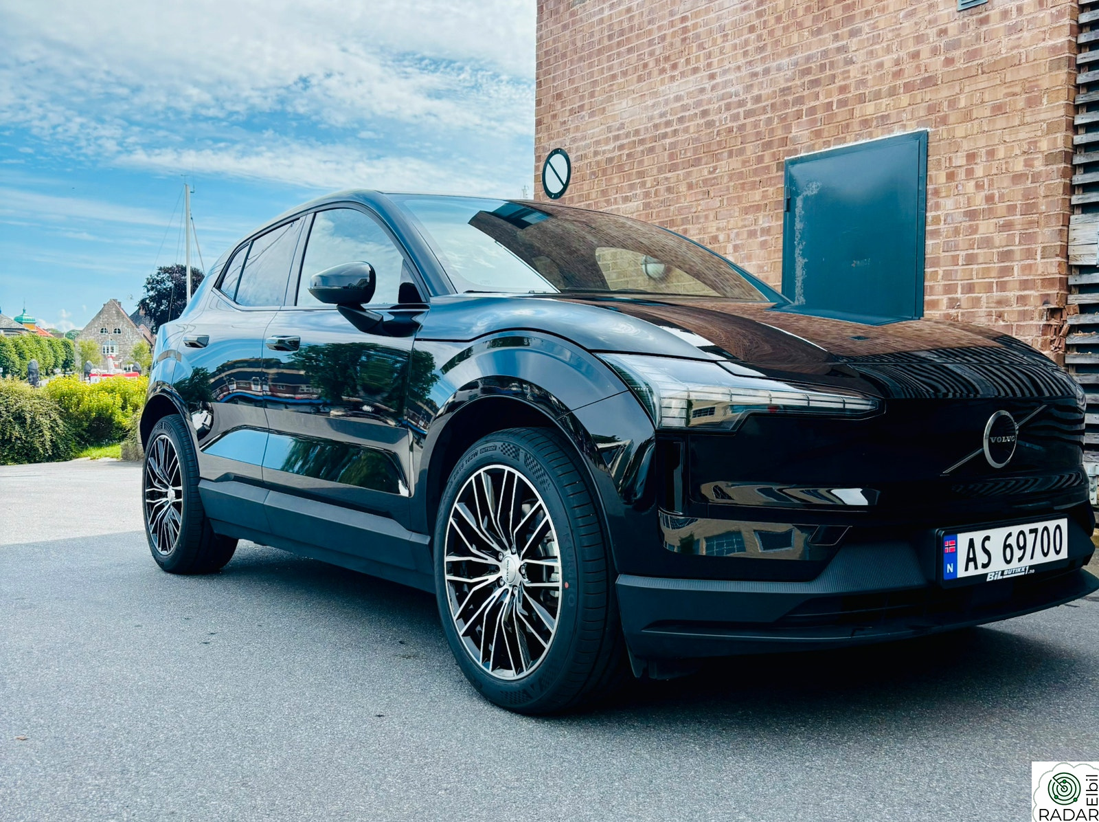 VOLVO EX30 RWD