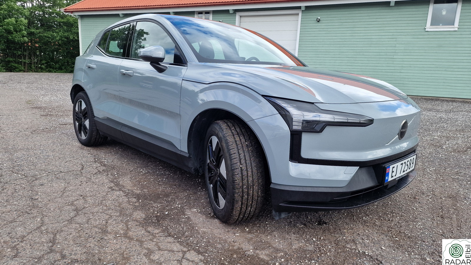 VOLVO EX30 272hk RWD Plus