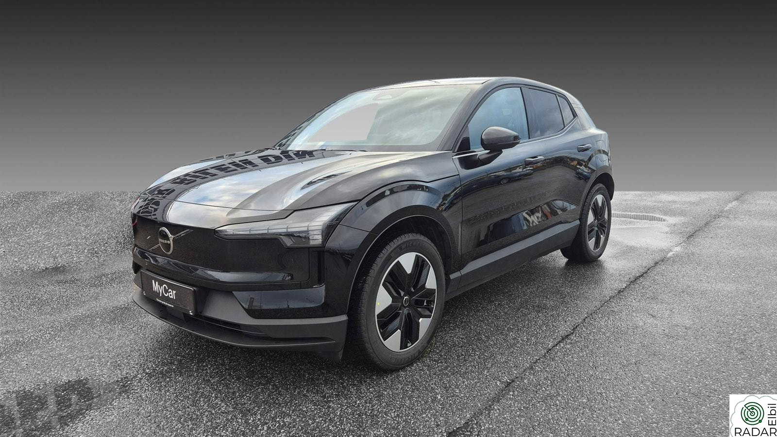 VOLVO EX30 Core Adaptiv cruise,Lane assist,18" S/V,CarPlay Kamera+