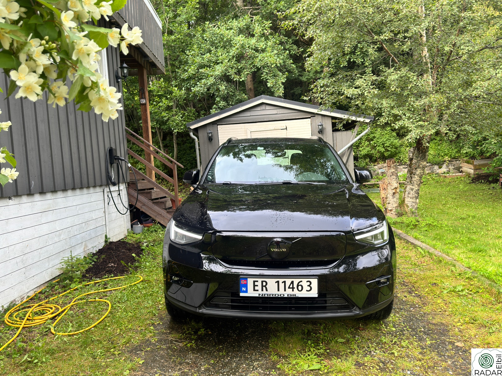 VOLVO EX40 252hk LR RWD Plus Black Edition