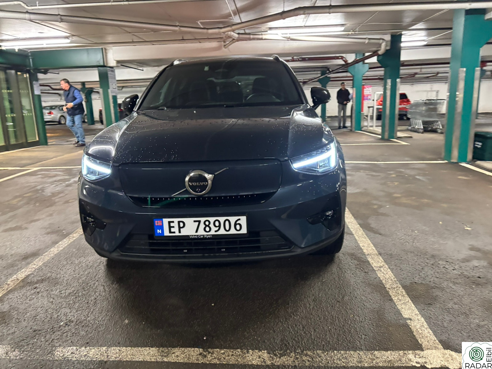 VOLVO EX40 Twin 408hk AWD Ultra