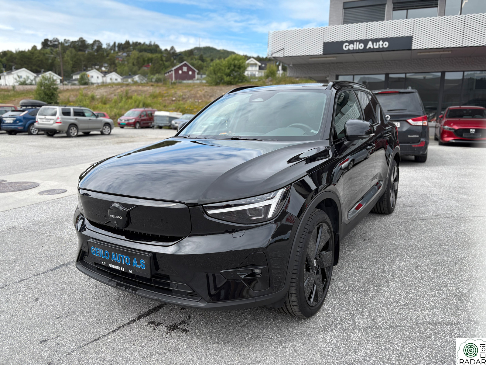 VOLVO EX40 Twin 442hk Performance AWD BlackEdition 2025