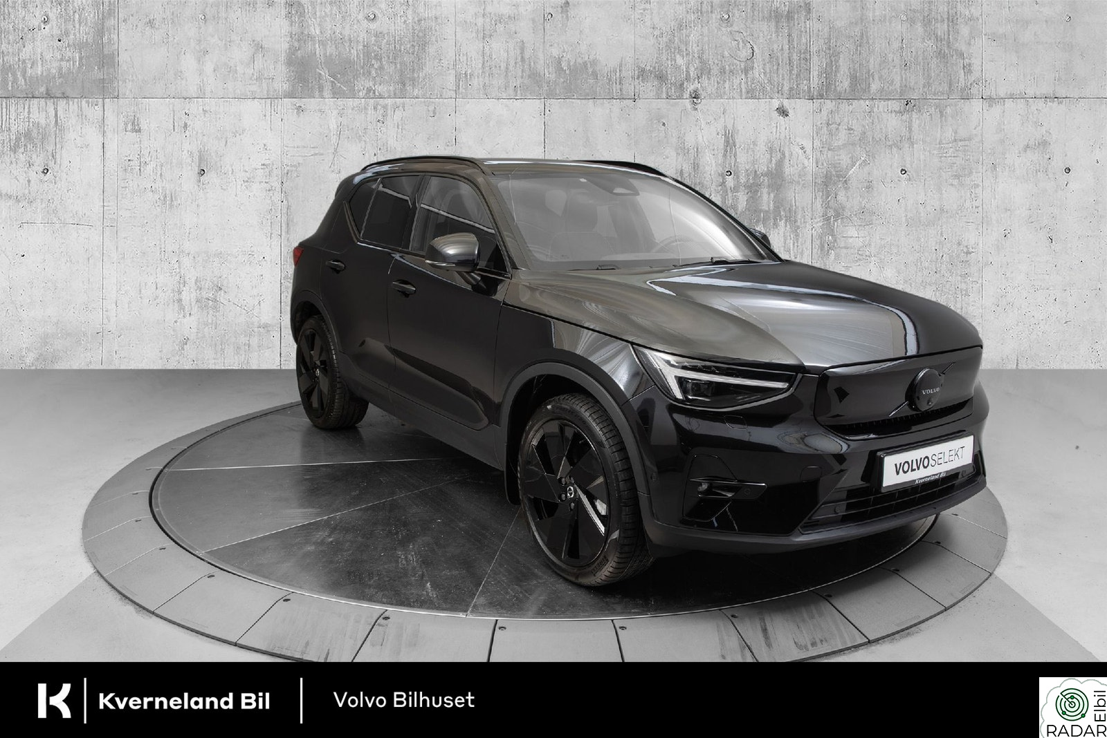 VOLVO EX40 Twin Performance Ultra Black Edition Loaded