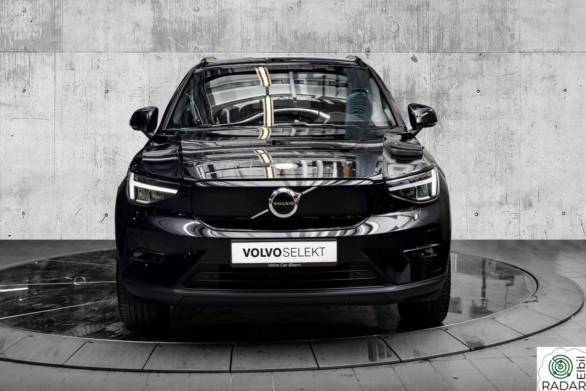VOLVO EX40 Twin Motor Performance Plus Hengerfeste