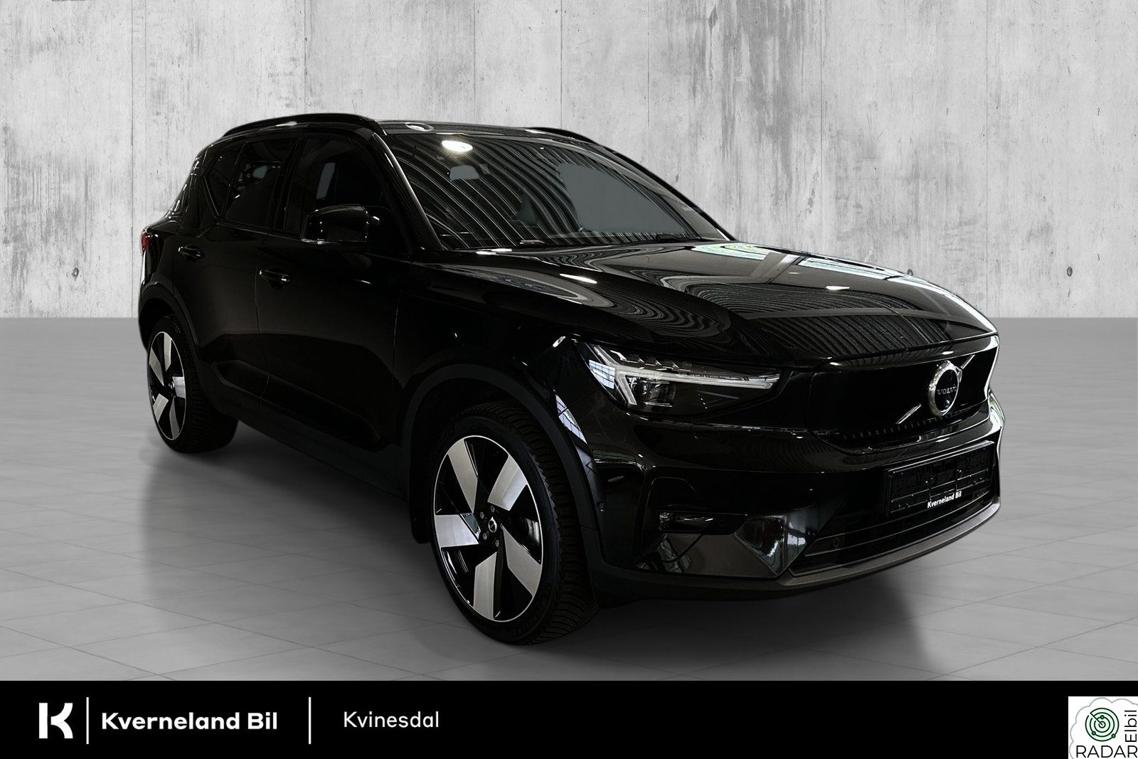 VOLVO EX40 Twin motor Performance Ultra/ KROK/PANO/PIXEL/360Cam