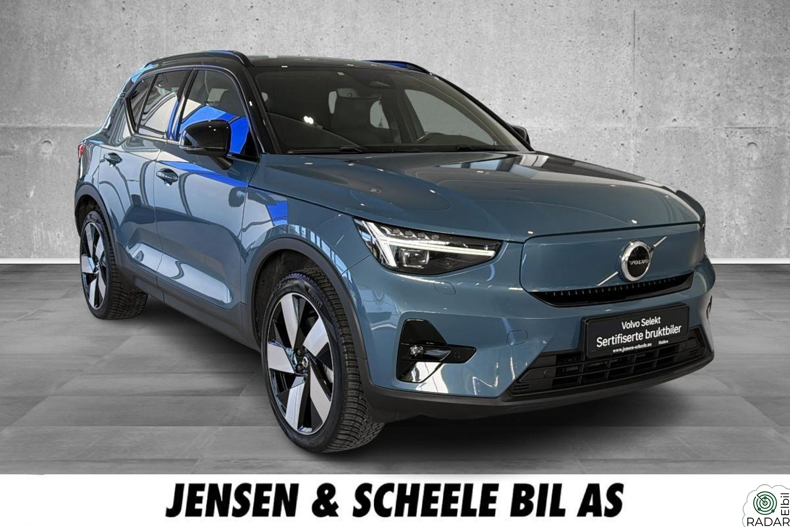 VOLVO XC40 AWD Plus- Krok, Pixel, 20", Keyless, Memory