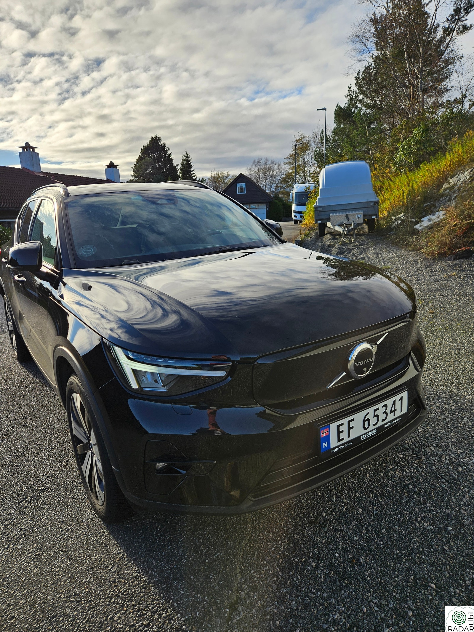 VOLVO XC40 Recharge Twin 408 hk AWD Pro. Pano.H&K.Krok. Alcantara