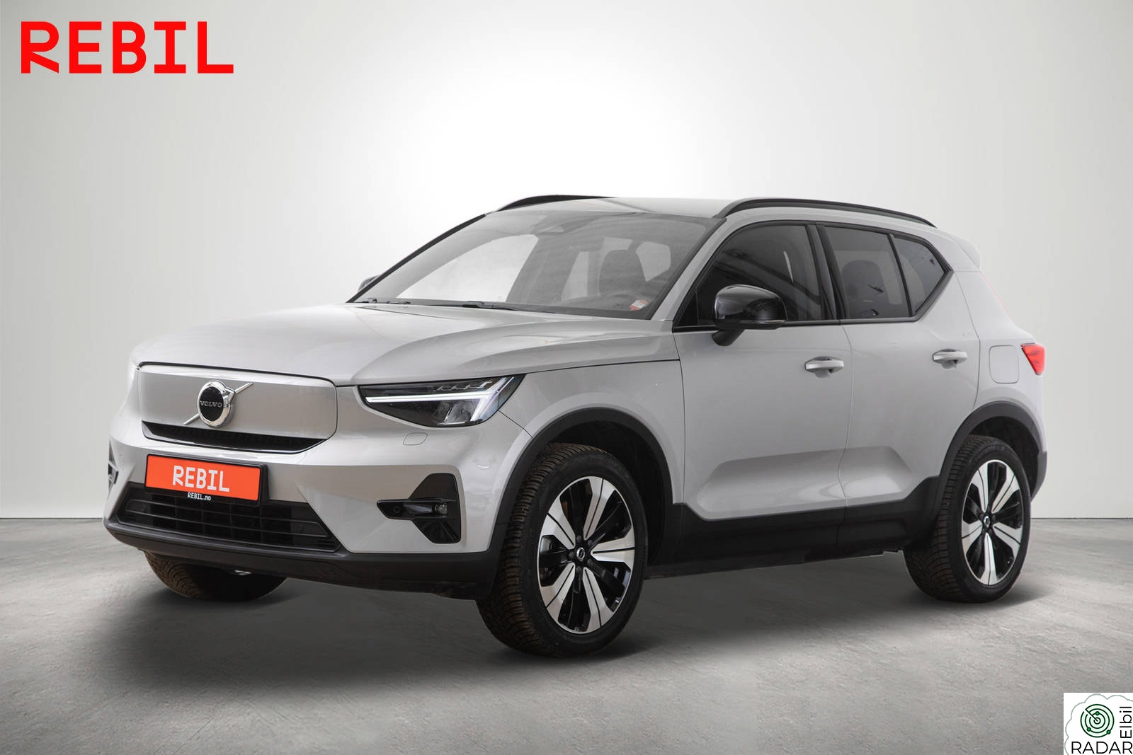 VOLVO XC40 Recharge Twin/Plus/Krok/ACC/Navi/Rkam/Carplay/BLIS/LED