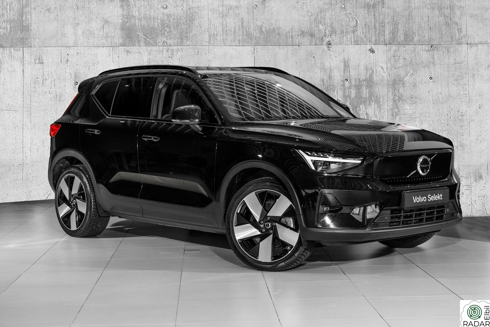 VOLVO XC40 Volvo XC40 Recharge TwinUltimate | Krok | 20" | Pixel