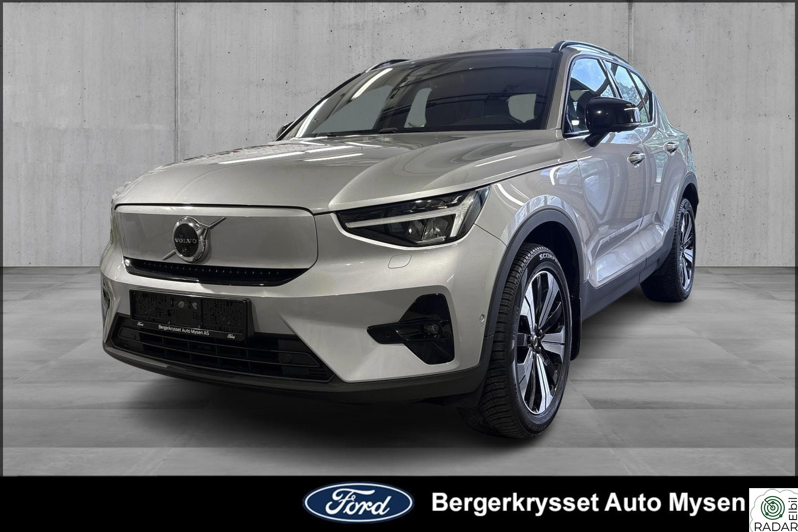 VOLVO XC40 Ultimate/Plus Recharge AWD/ 360 kamera/ Panorama/ Feste