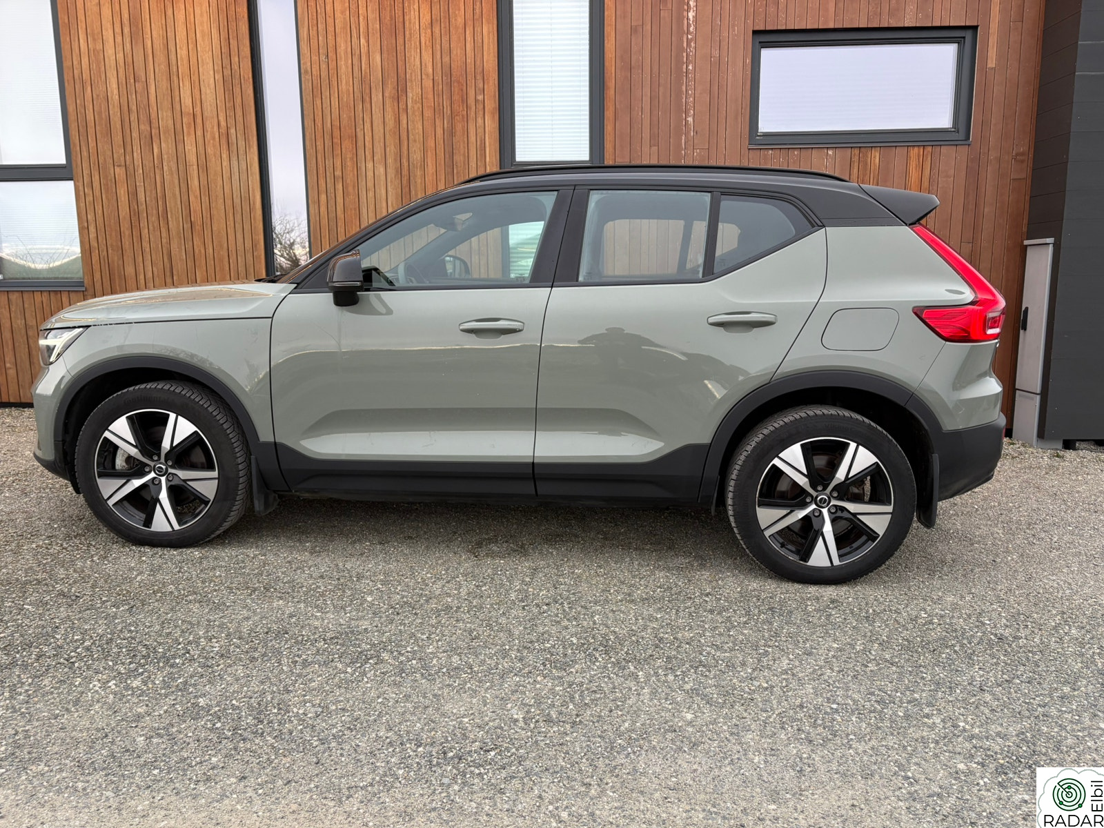 VOLVO XC40 Recharge 231hk FWD Core