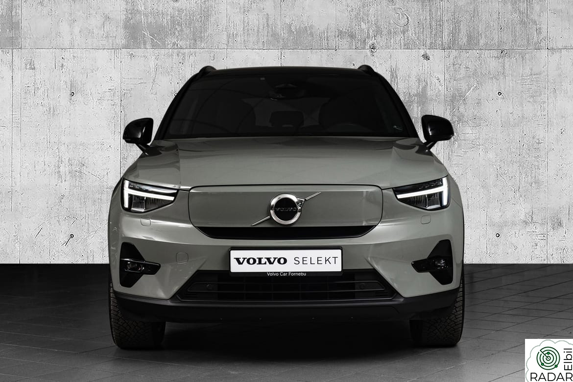 VOLVO XC40 Plus FWD Pixel LED Hengerfeste Varmepumpe
