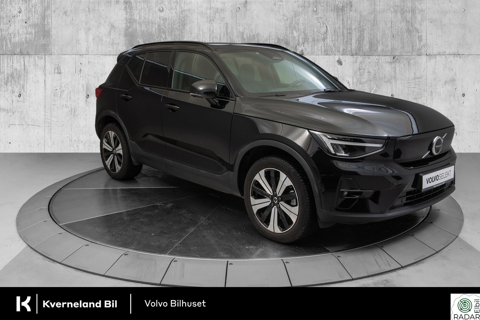 VOLVO XC40 Ultimate FWD 360/Panorama/Harman/El.stol