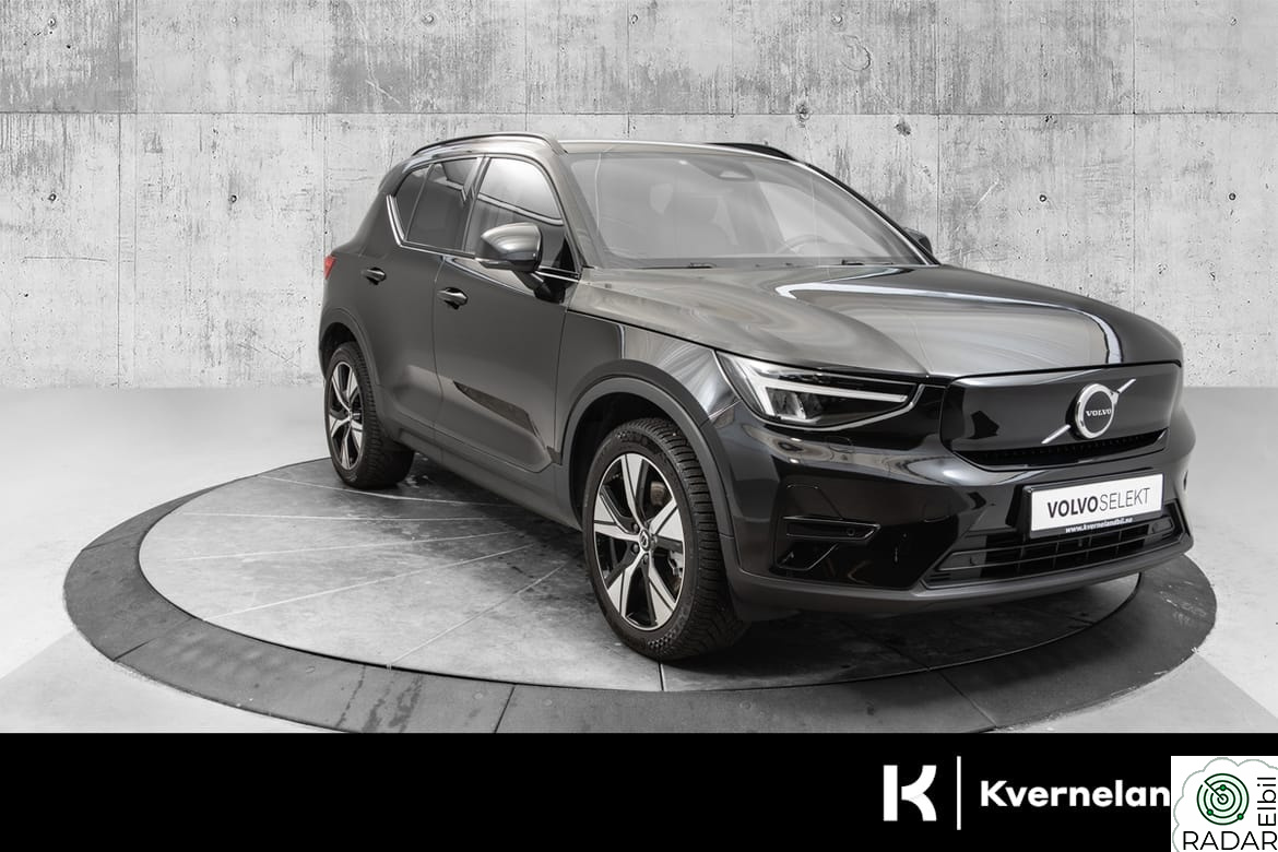 VOLVO XC40 Core RWD med Hengerfeste
