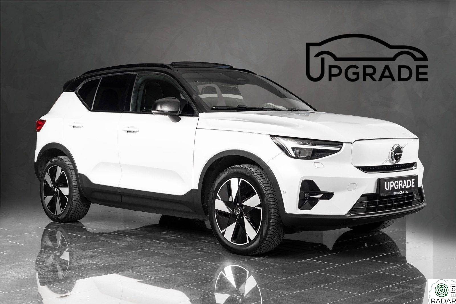 VOLVO XC40 Ultimate Dark | AWD | KROK | 360 | H&K | PIXEL | PANO