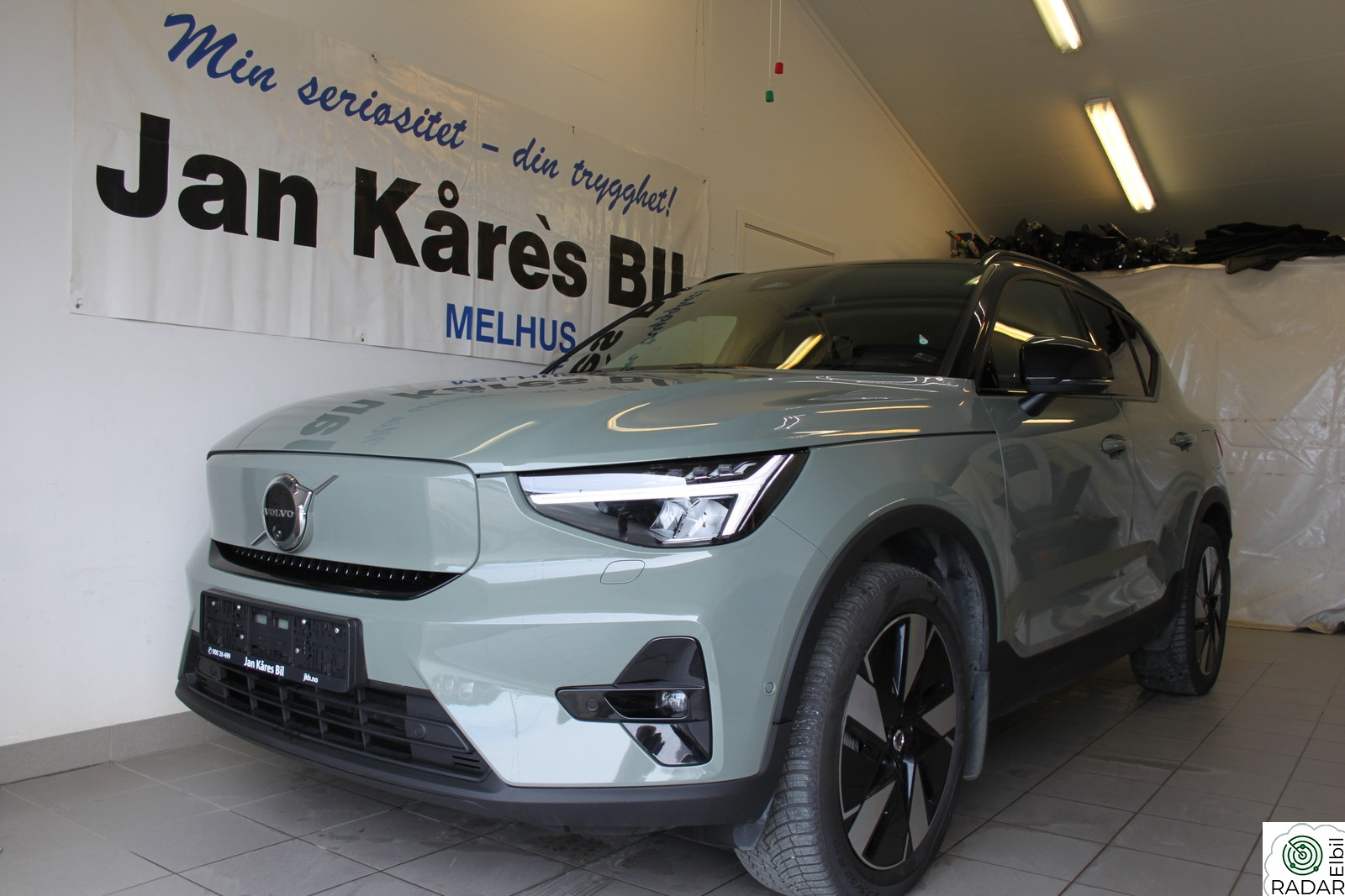 VOLVO XC40 RECHARGE TWIN 408HK AWD PANO/HARMAN/360/DELSKINN