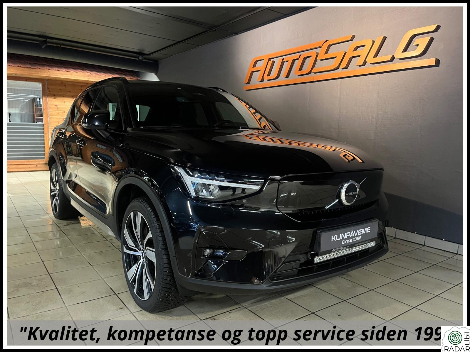 VOLVO XC40 Recharge Twin 408hk AWD Plus Kamera/Skinn/Krok/ACC/LED