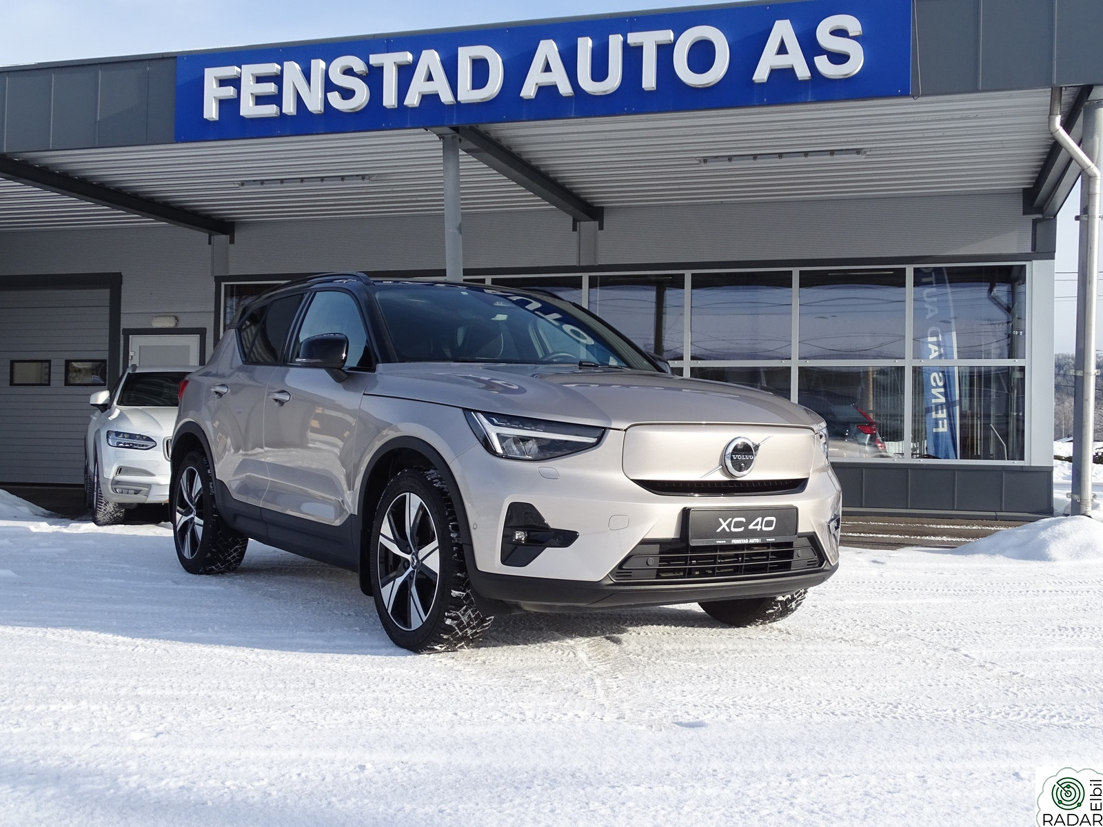 VOLVO XC40 Recharge Twin 408 hk Ultimate AWD H.feste 360 H&K