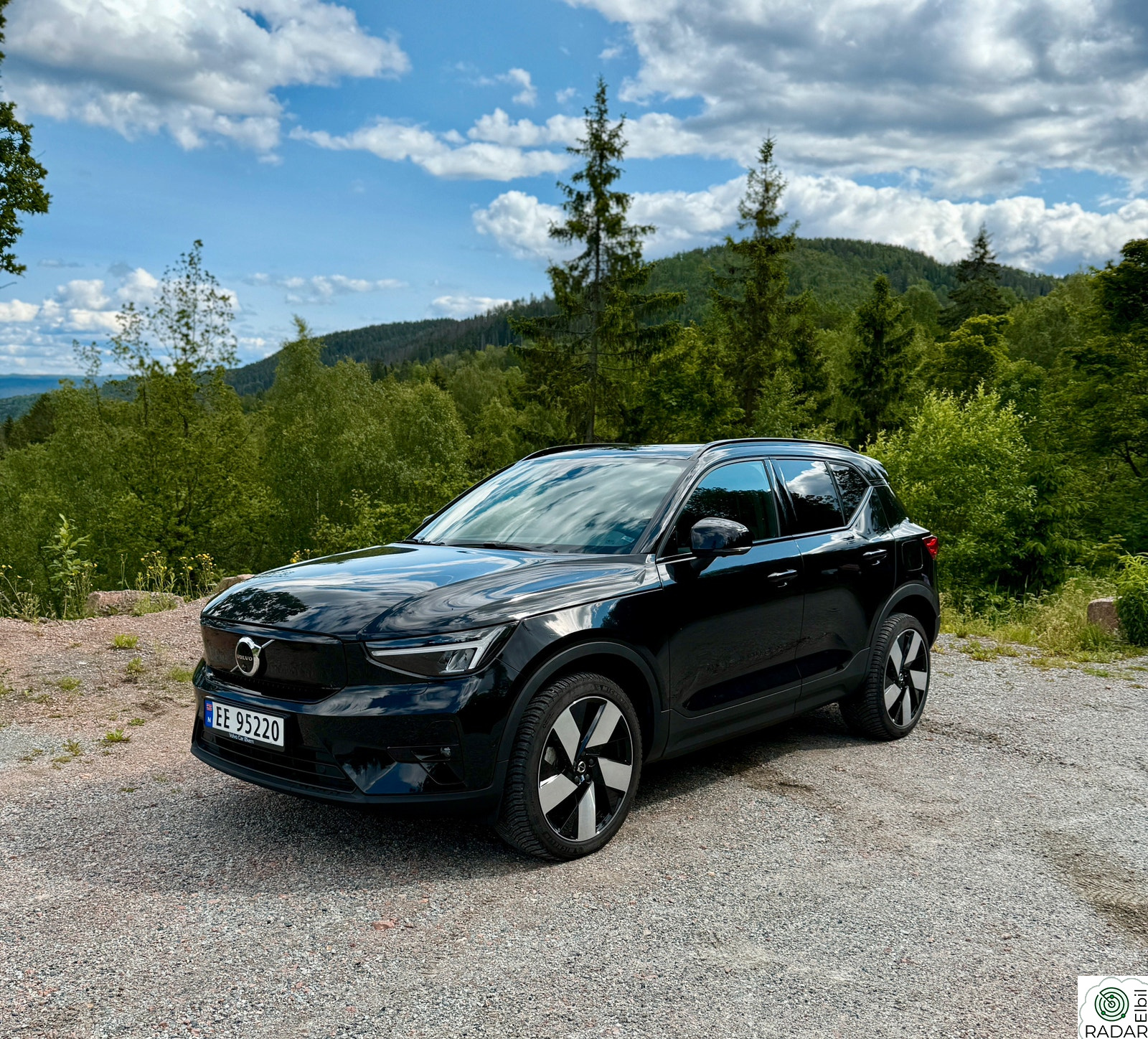 VOLVO XC40 Recharge Twin 408hk AWD Ultimate | Topputstyrt, H.Feste