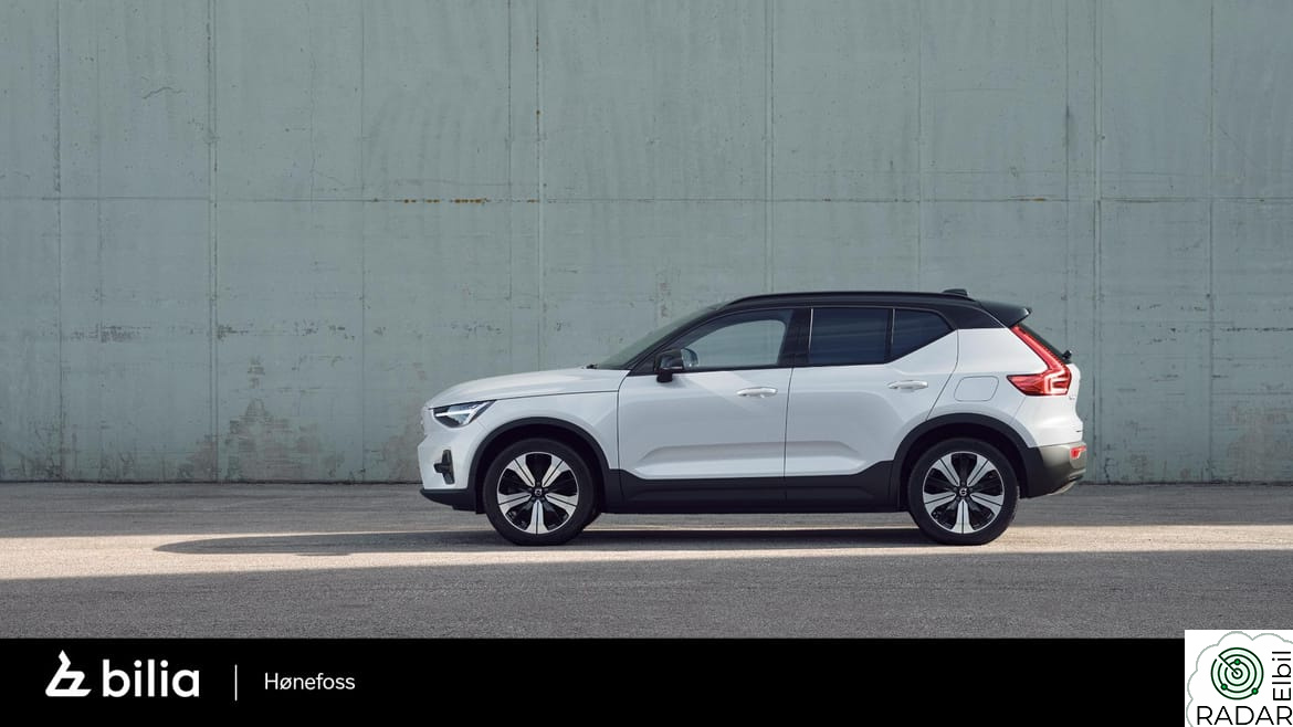 VOLVO XC40 Recharge Twin Ultimate Krok, 360, H/K+++