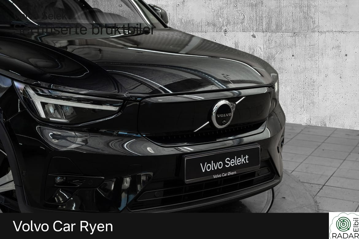 VOLVO XC40 Twin Ultimate Harman/Kardon Hengerfeste PanoSoltak