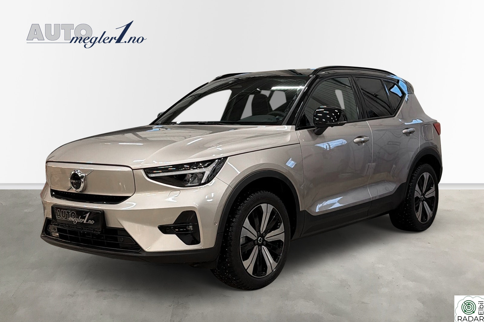 VOLVO XC40 Twin Motor,AWD,Ultimate, Krok, Pano,H/K,V.Pumpe,408 HK