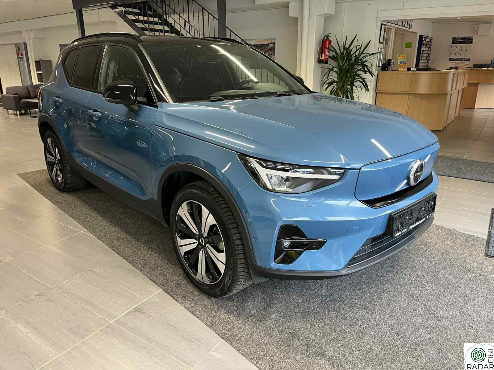 VOLVO XC40 Recharge Twin 408hk AWD Ultimate Edition LEVERINGSKLAR