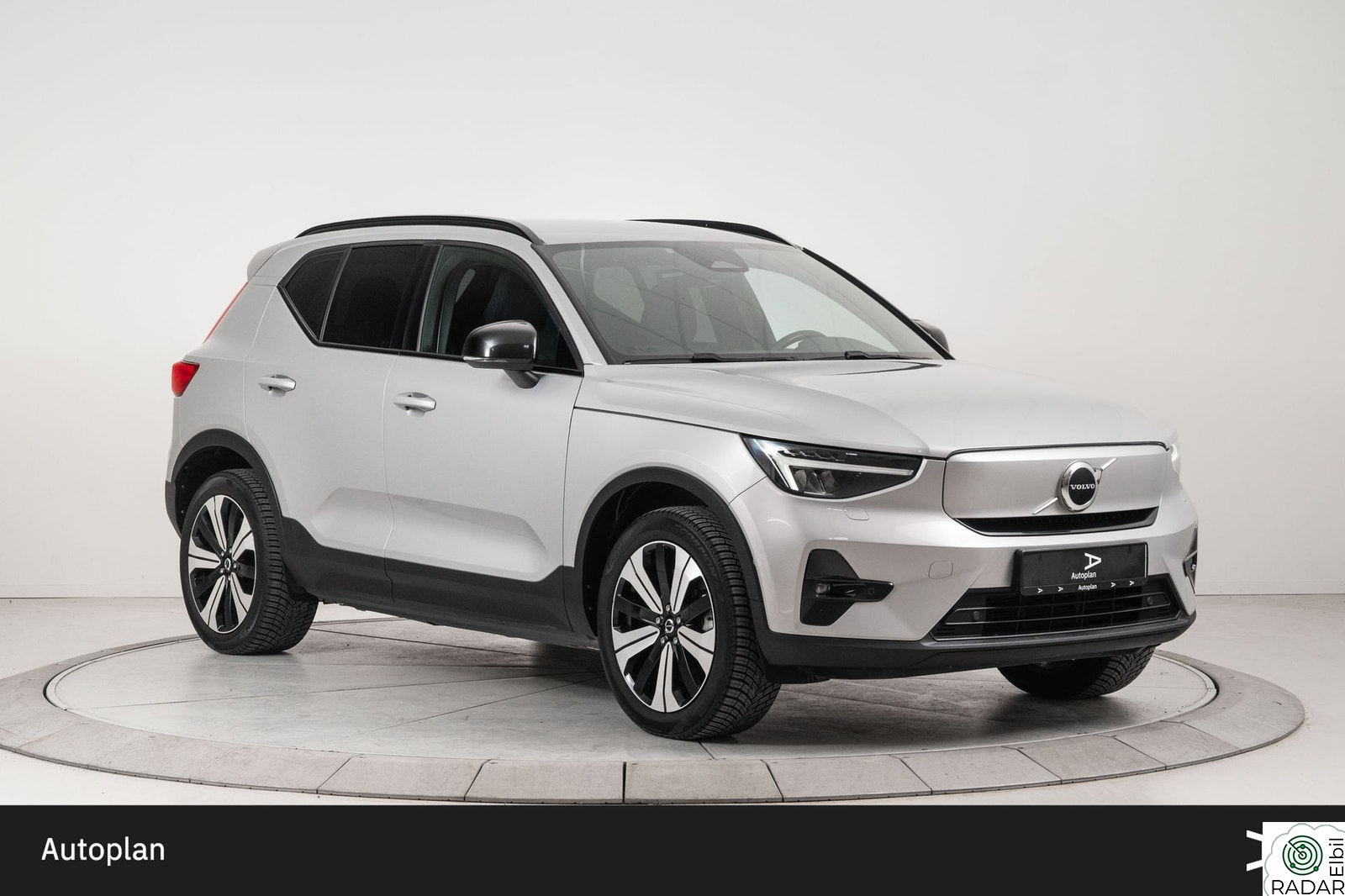 VOLVO XC40 Krok ACC Minne Kamera