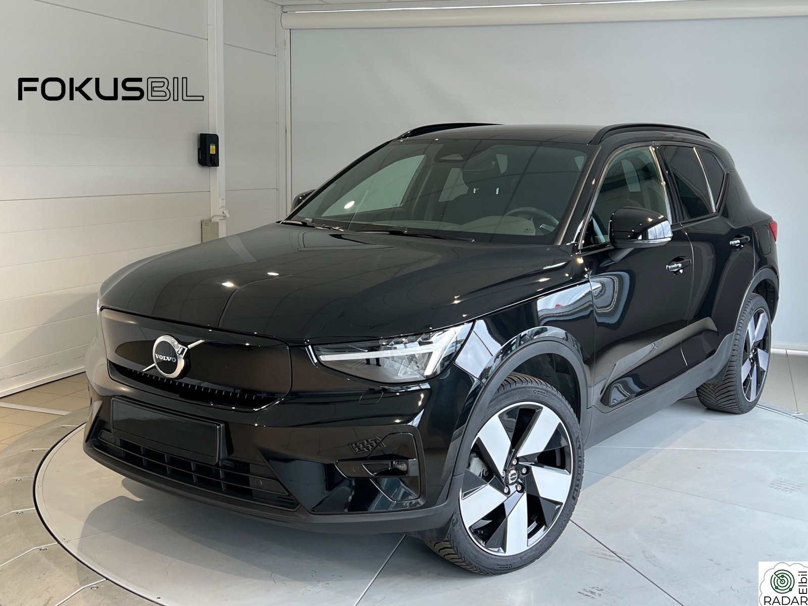 VOLVO XC40 RECHARGE TWIN PLUS/1 EIER/VARMER/ACC/R.KAMERA/KROK