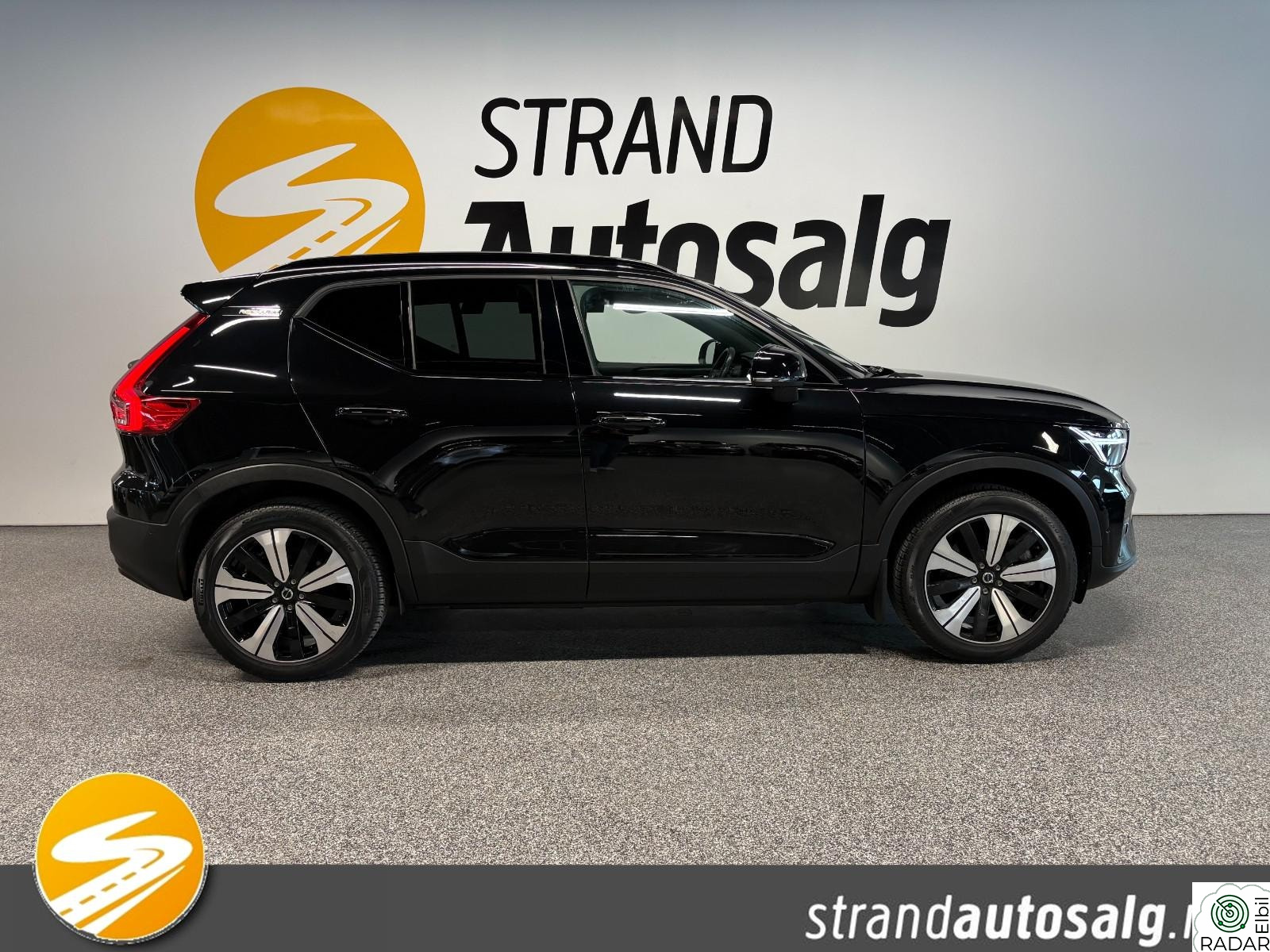 VOLVO XC40 Recharge Twin 408hk Ultimate AWD Krok Panorama ACC ++