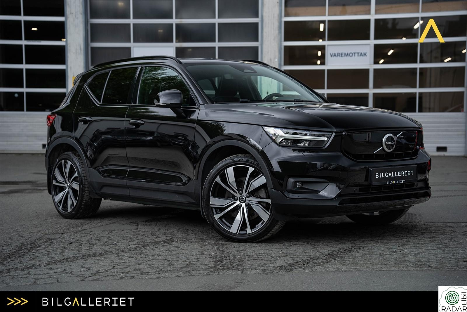 VOLVO XC40 P8 AWD RECHARGE/R-DESIGN/PANO/360/H&K/20"/KROK/ELSETE
