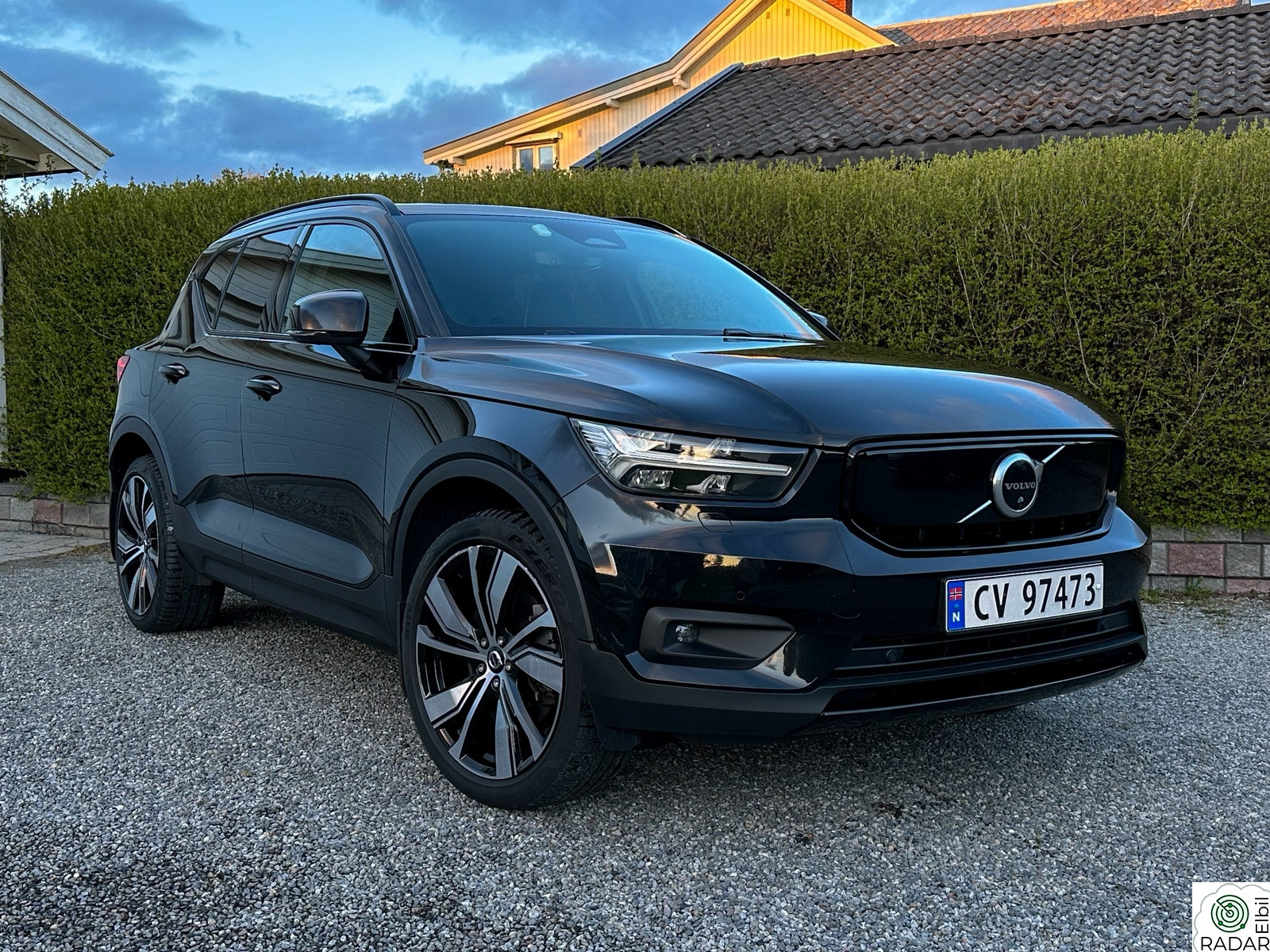 VOLVO XC40 P8 AWD Recharge / UTVIDET NYBILGARANTI