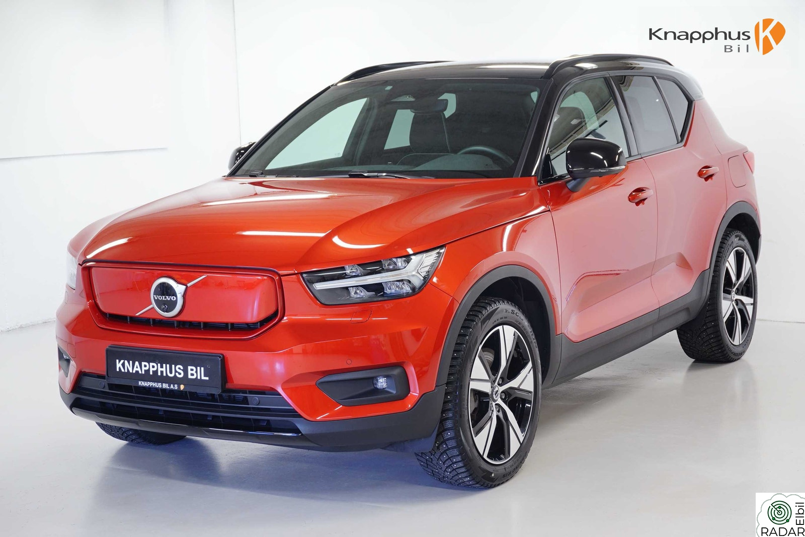 VOLVO XC40 P8 AWD Recharge Cruise/R.kamera/Hengerfeste/Garanti
