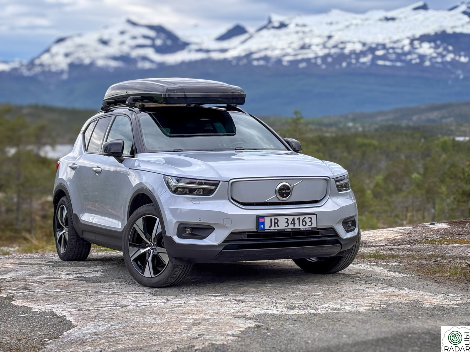 VOLVO XC40 P8 AWD Recharge