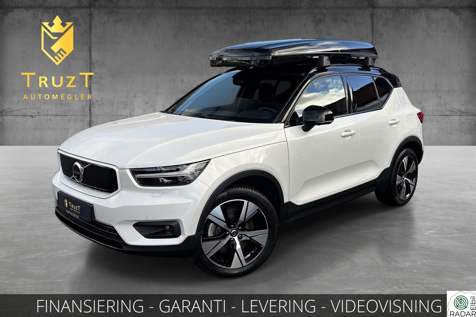 VOLVO XC40 P8 AWD / Godt utstyrt / H.feste / Panorama / Garanti+++