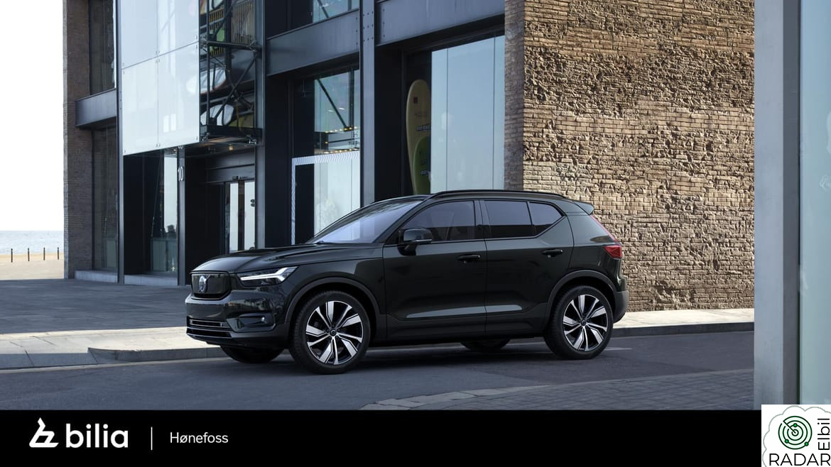 VOLVO XC40 Recharge P8 Pure electric Krok, 360', H/K++