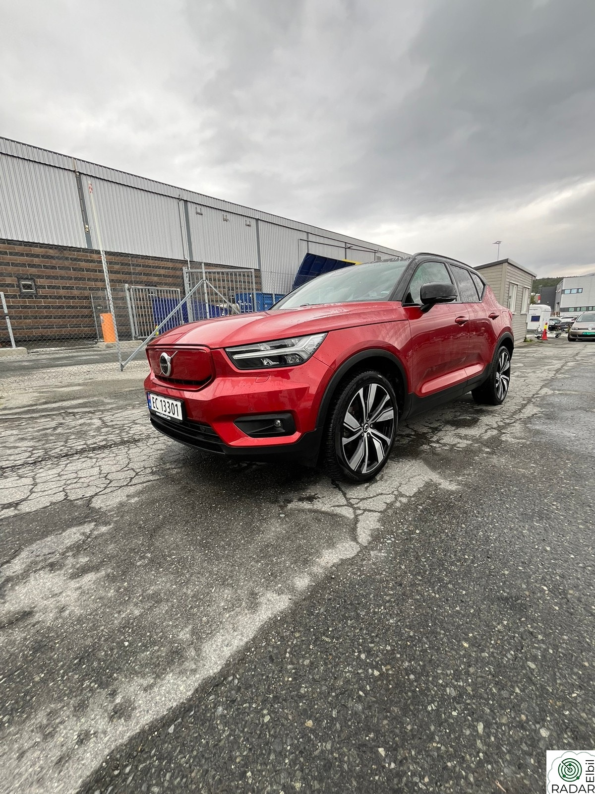 VOLVO XC40 Recharge Twin 408hk AWD