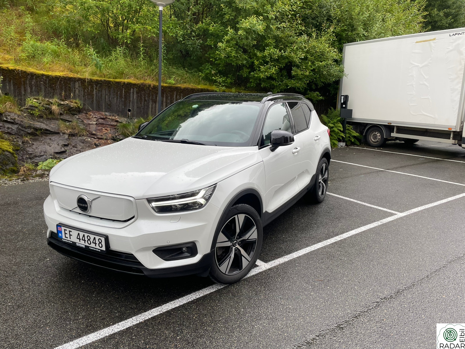 VOLVO XC40 P8 AWD Recharge